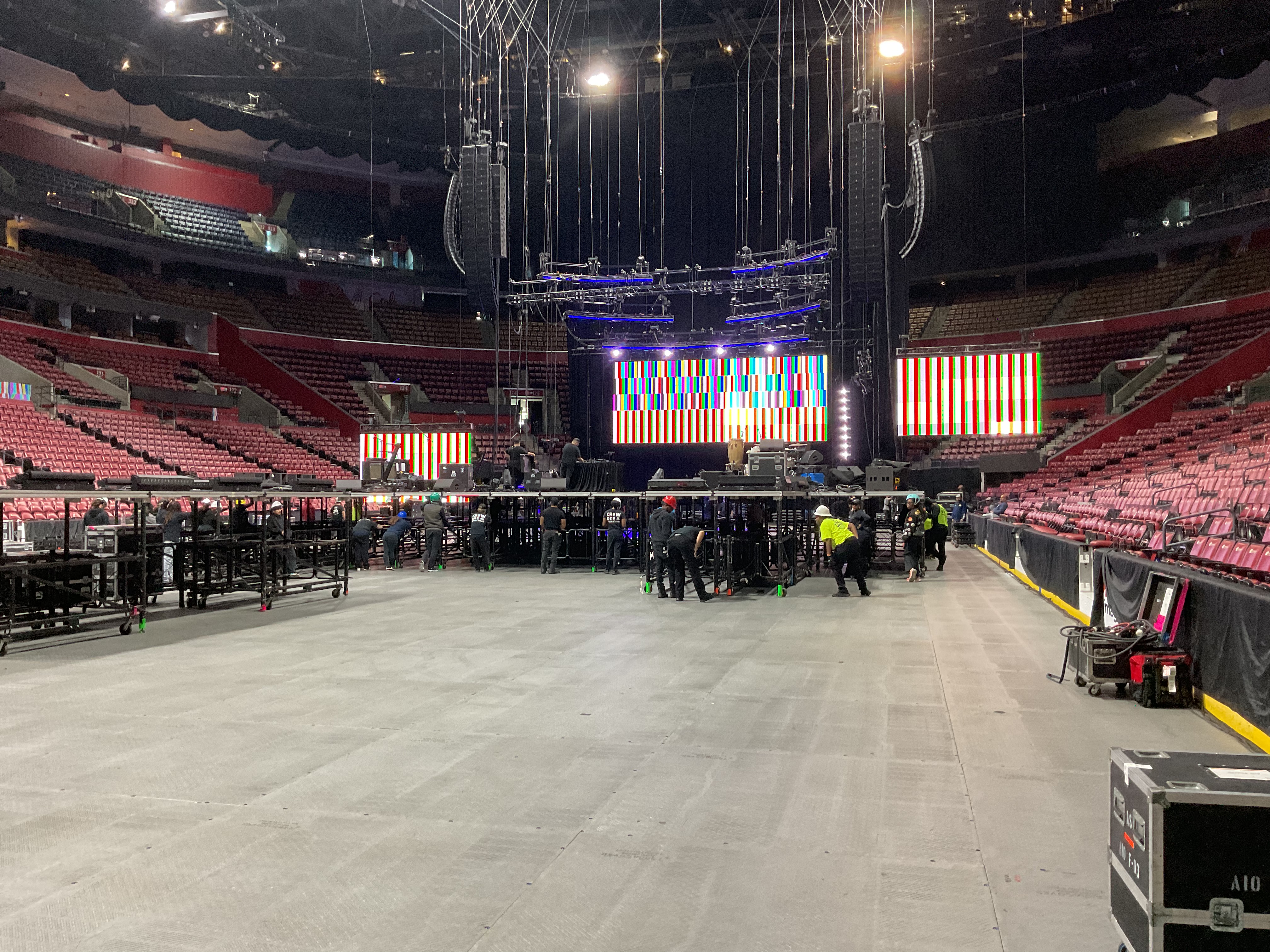 Full arena stage setup